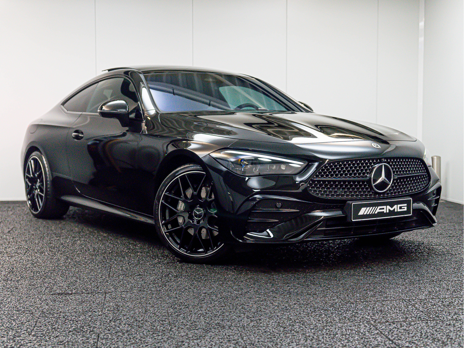 46713582-4.jpg